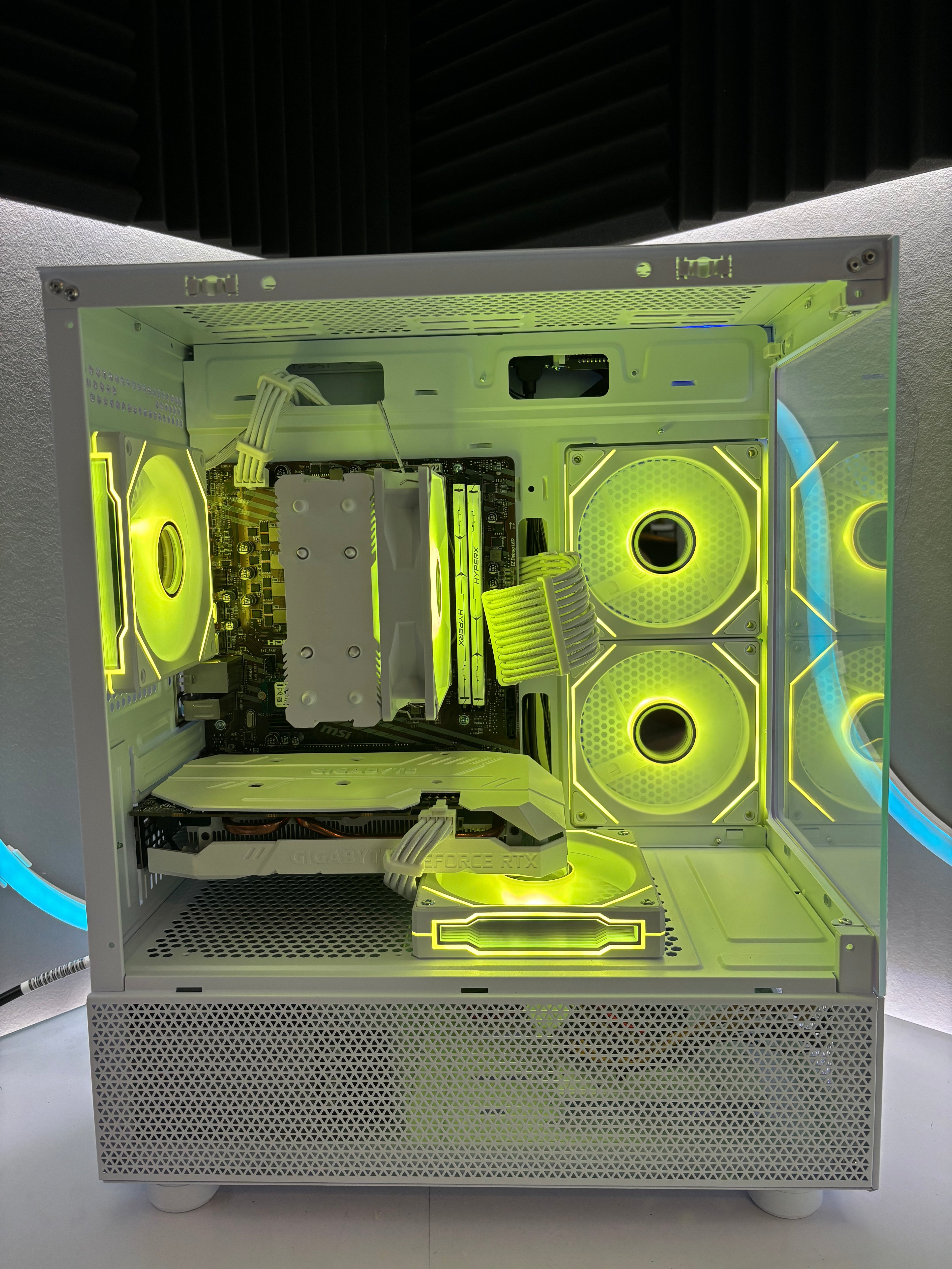 PC Gamer RTX 2060 / Ryzen 5 2600 – Full White