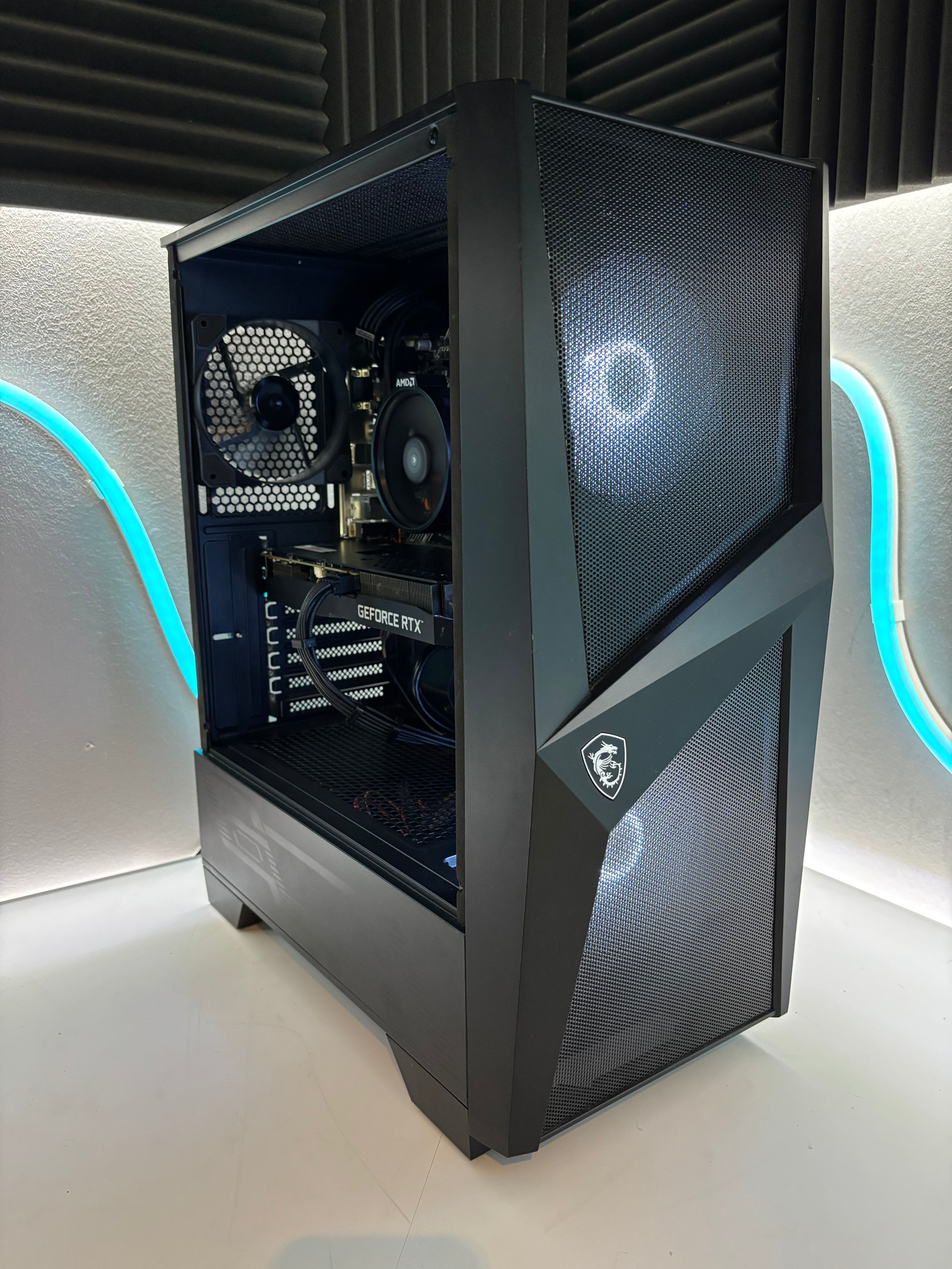 PC Gamer RTX 3060 Ti / Ryzen 5 5600G