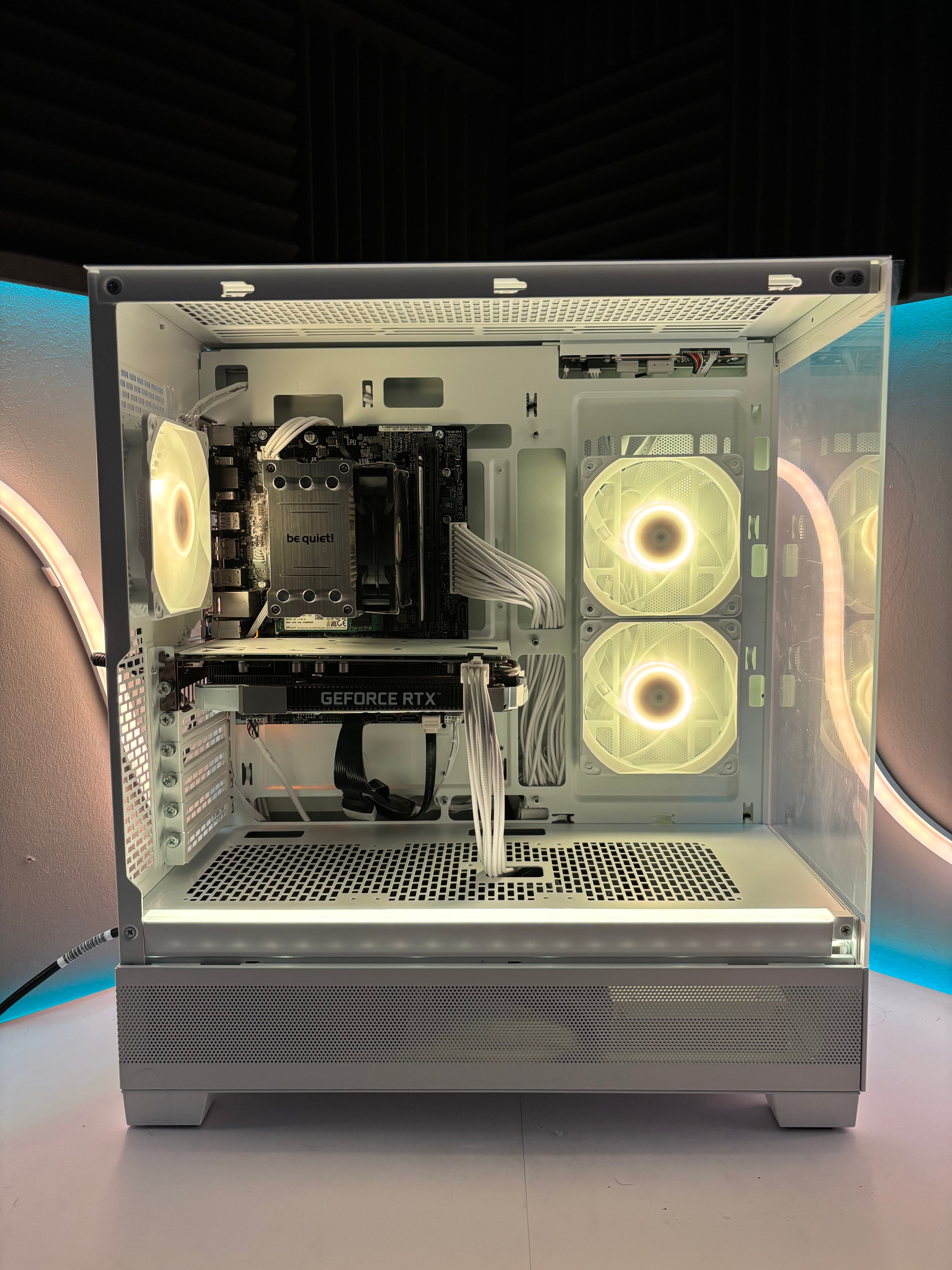 PC Gamer RTX 2060 SUPER / Intel Core i5-7400 – Full White